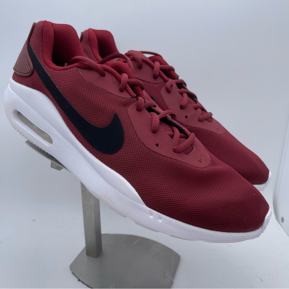 Nike Air Max Oketo Running Shoes Team Red BlackWhite AQ2235-600 Mens new